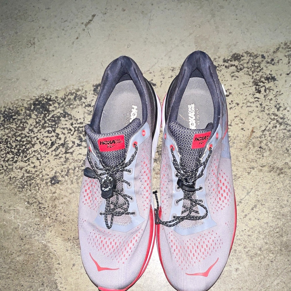 HOKA ONE ONE Men's Low Top Mesh Lace-Up Running Sneakers Gray/Red size 11.5
